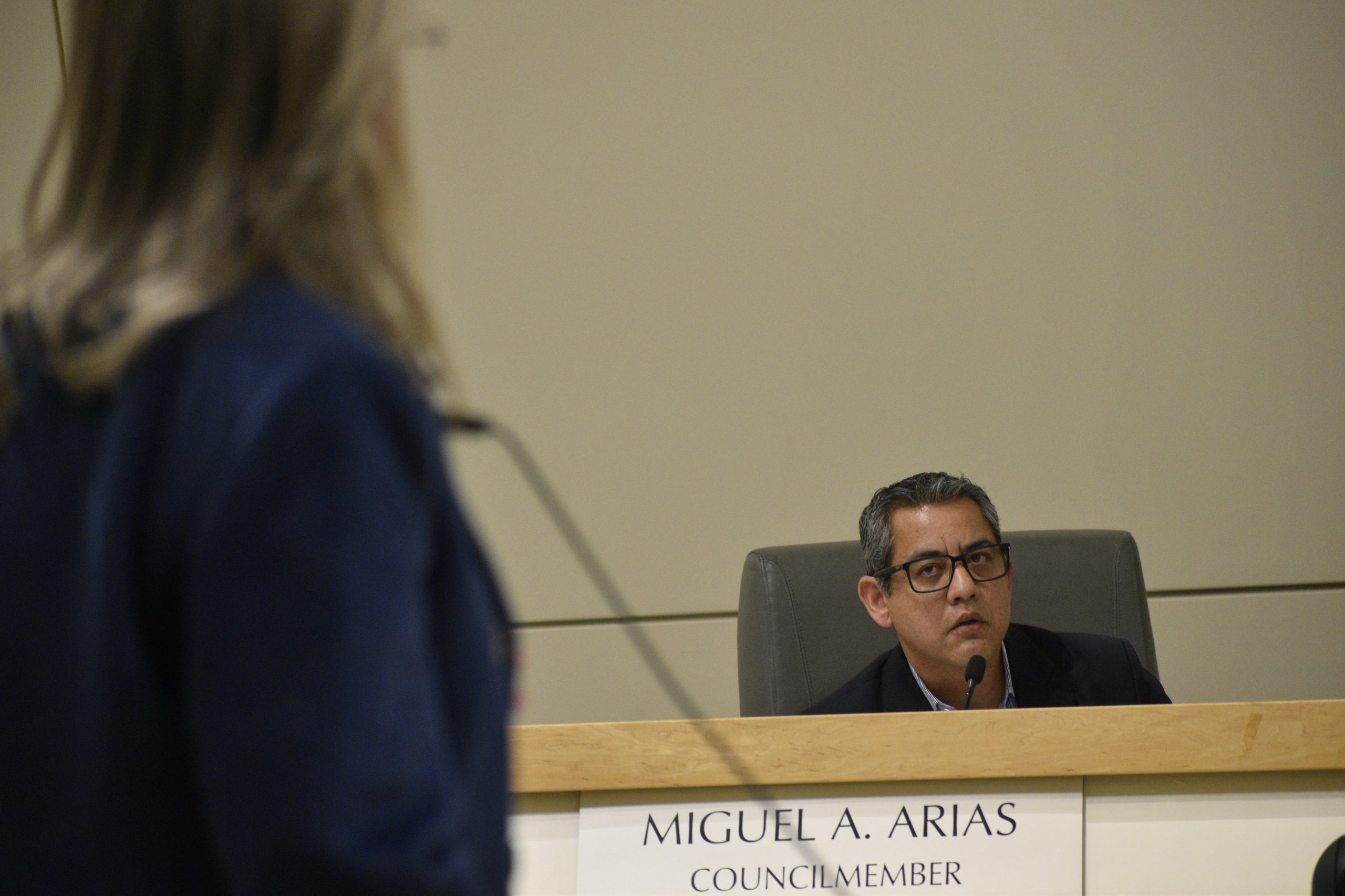 \u2018This is dirty.\u2019 Fresno City Council erupts over corruption allegations and legal threat