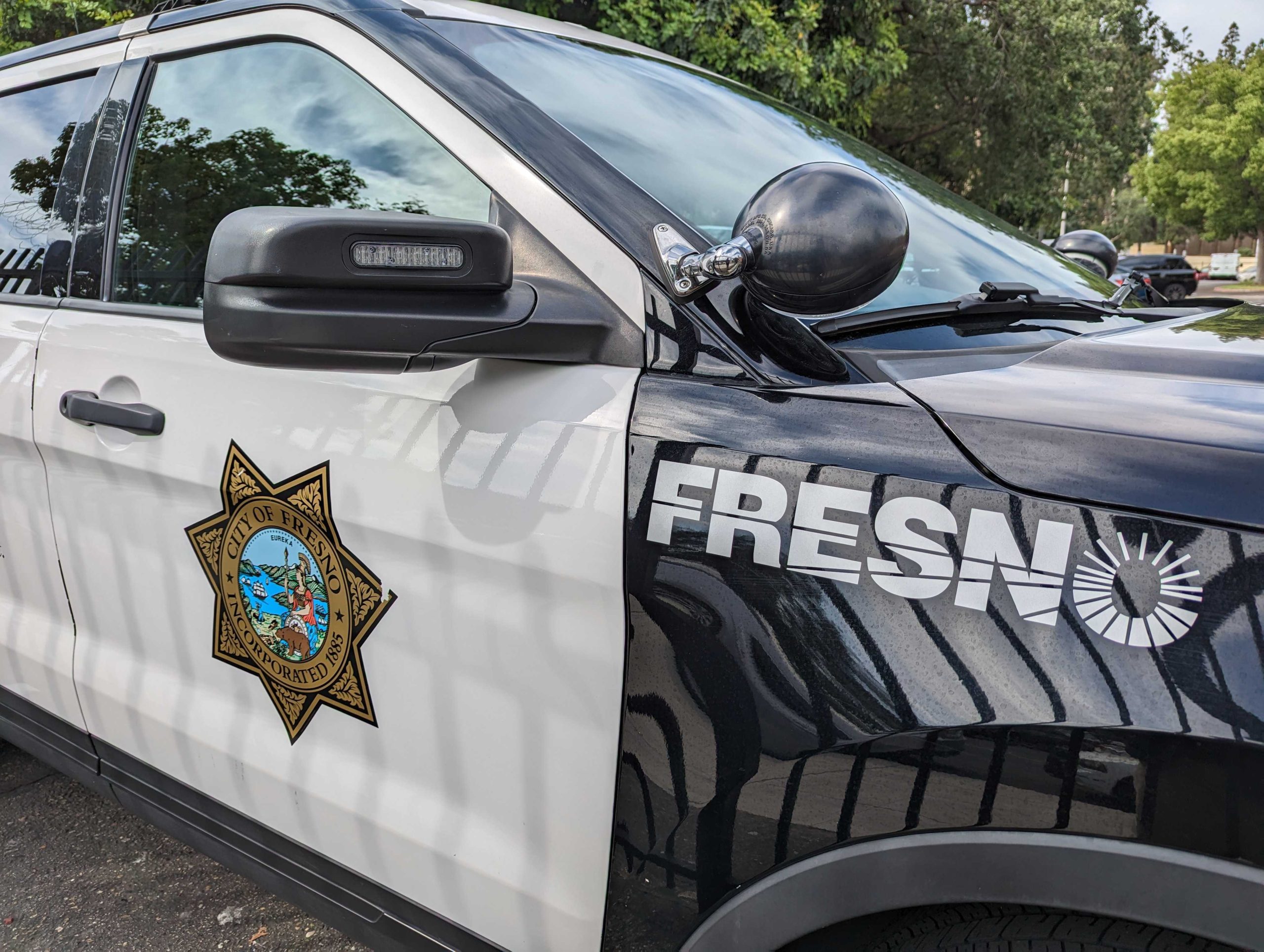 Ice Off Off-duty ICE agent shot, arrested following altercation in Fresno